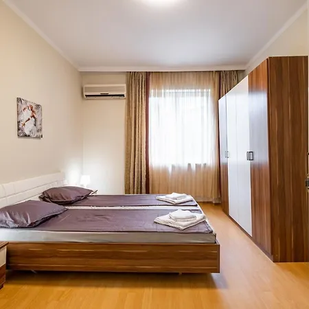 By The Sea 2bdrm Apartment *