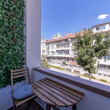 By The Sea 2bdrm Apartment Varna