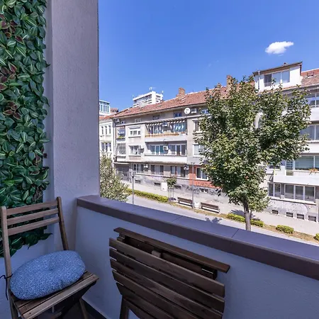 By The Sea 2bdrm * Varna