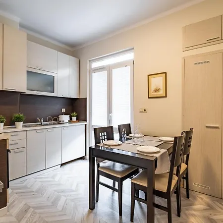 Apartment By The Sea 2bdrm Varna